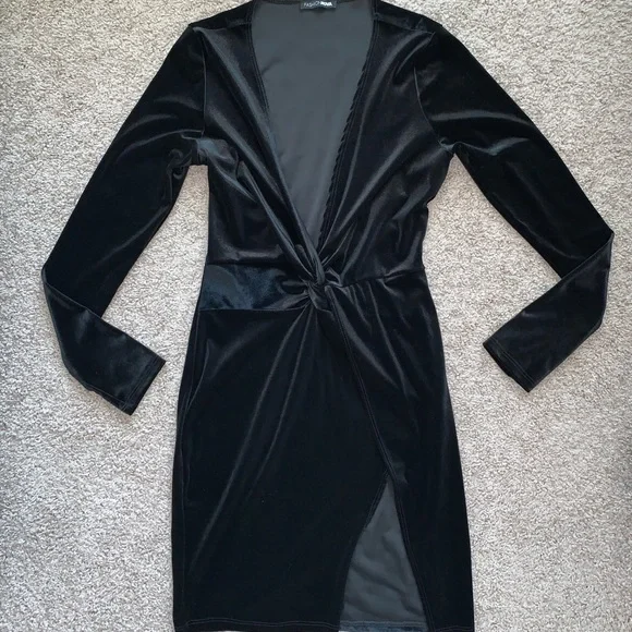 Fashion Nova | Dresses | Sugar Coat Velvet Dress | Poshmark